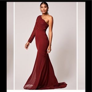 Stunning Virgos lounge one shoulder burgundy dress
